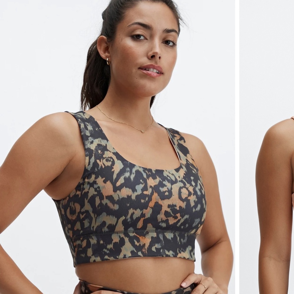 Harlow Reversible Medium Impact Sports Bra & leggings.